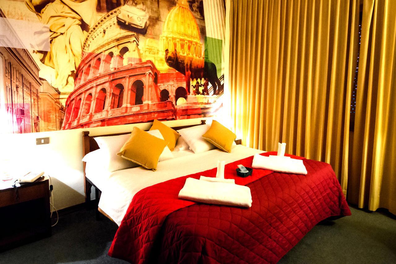 Hotel Palombella & Restaurant Фрозиноне Екстериор снимка
